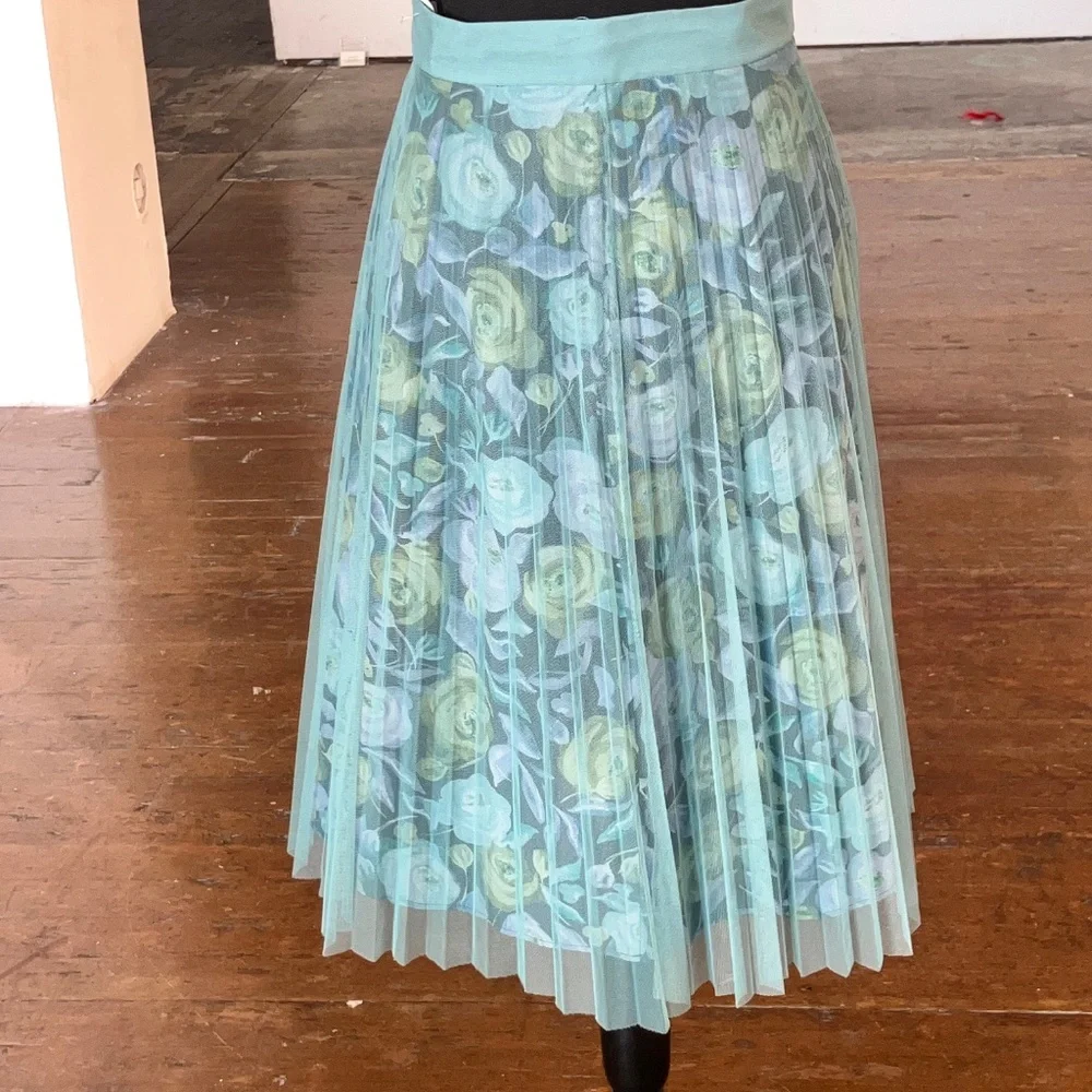 Burberry London, silk and sheer overlay skirt